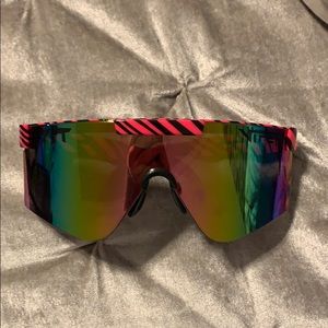 BRAND NEW PIT VIPERS